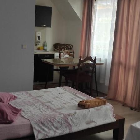 Lider Apartment Ivaylo Varna Buitenkant foto