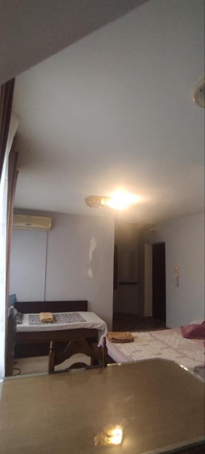 Lider Apartment Ivaylo Varna Buitenkant foto