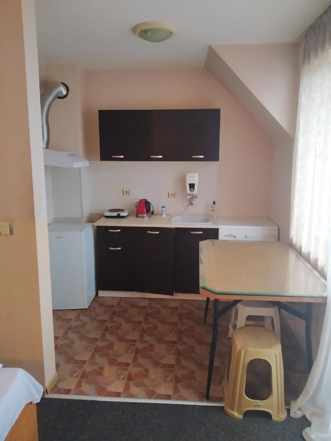 Lider Apartment Ivaylo Varna Buitenkant foto