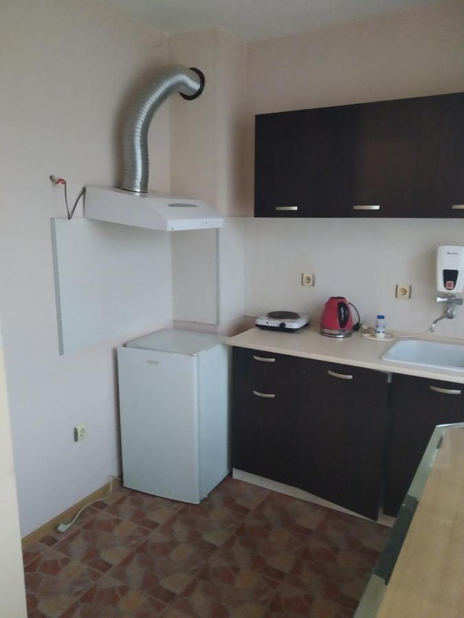 Lider Apartment Ivaylo Varna Buitenkant foto